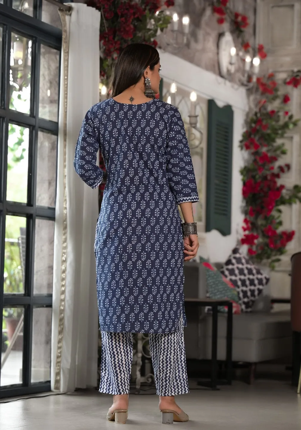 Blue Ethnic Motif Printed Cotton Kurta, Pant And Dupatta Set With Lace