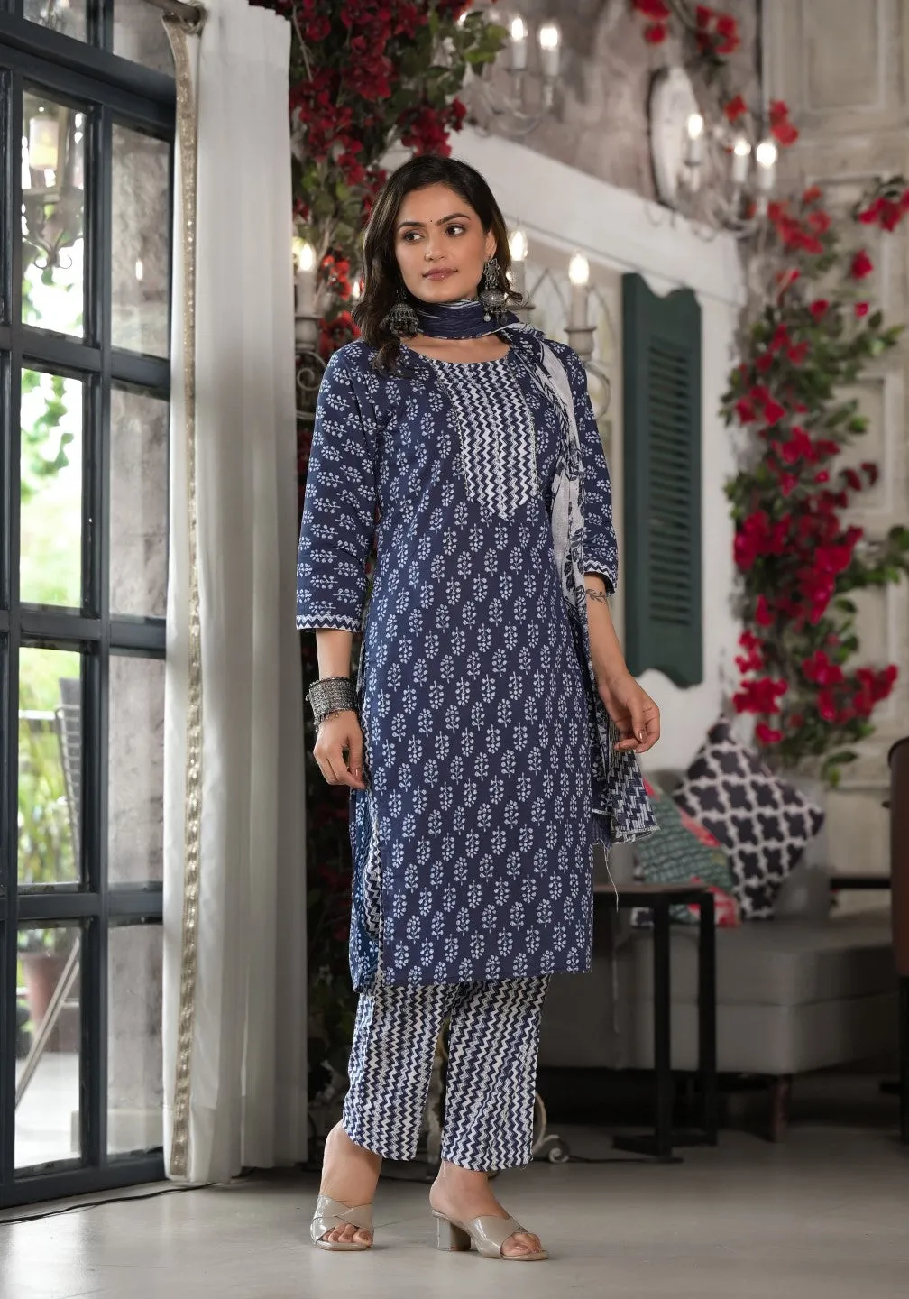 Blue Ethnic Motif Printed Cotton Kurta, Pant And Dupatta Set With Lace