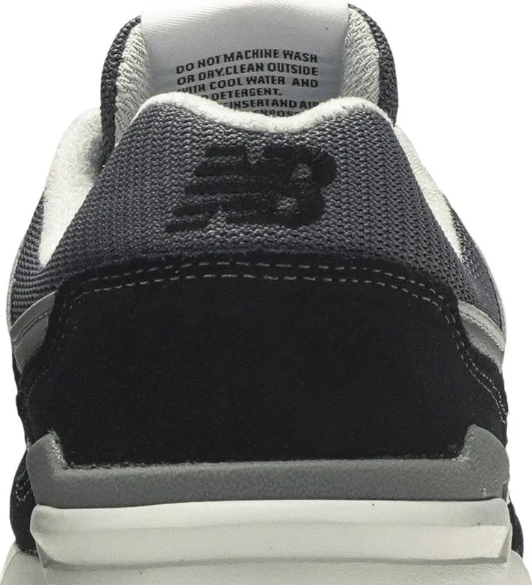 New Balance 997 sneakers, black/gray