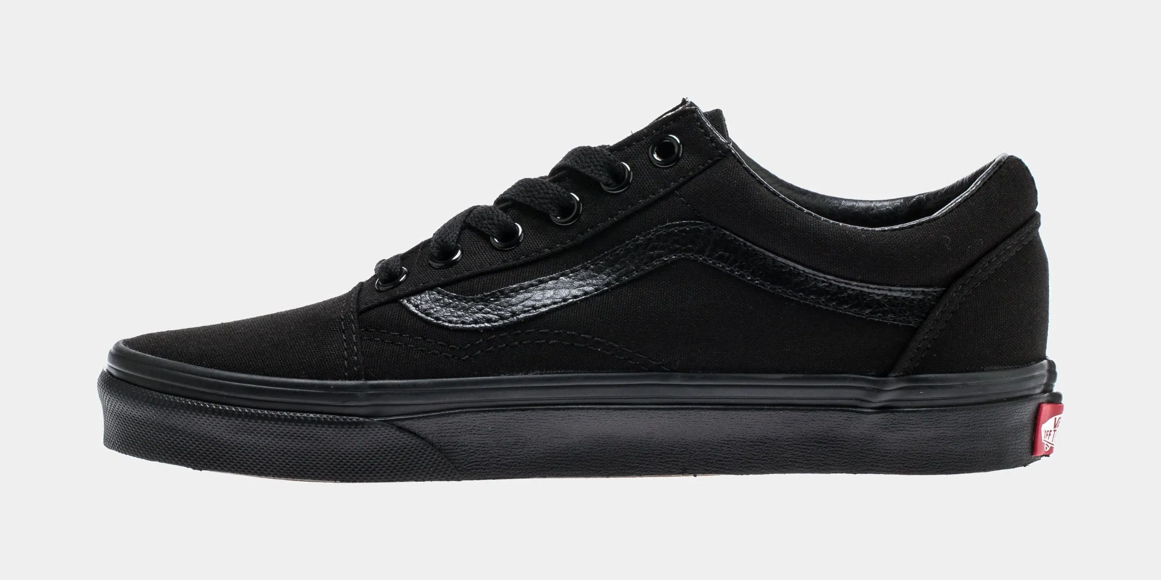 Old Skool Low Mens Skateboarding Shoe (Black)