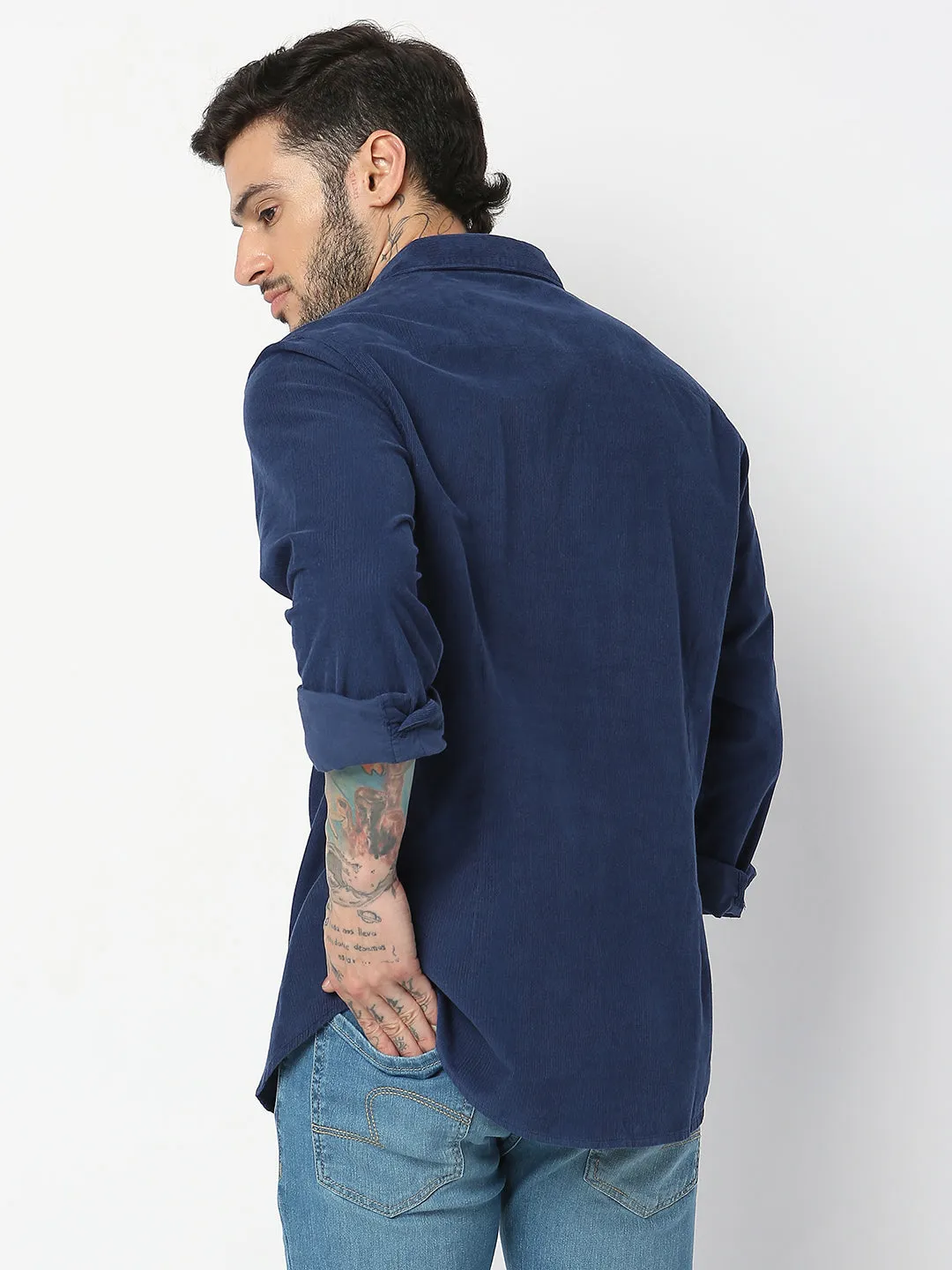 Spykar Men Indigo Blue Cotton Slim Fit Plain Shirts