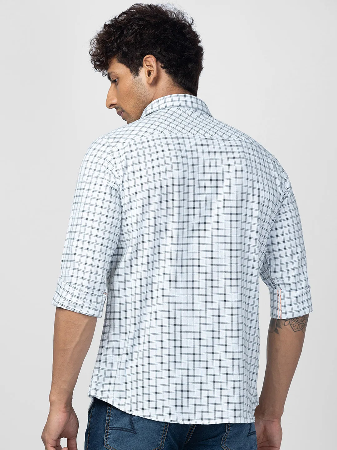 Spykar Men White Cotton Regular Slim Fit Checkered Shirt